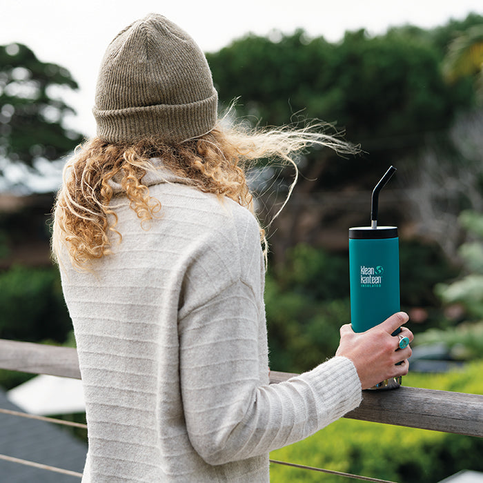 tkwide-straw-cap-l8 K20TKWPCC-EB-20pz-bottle-straw-cap_lifestyle.jpg