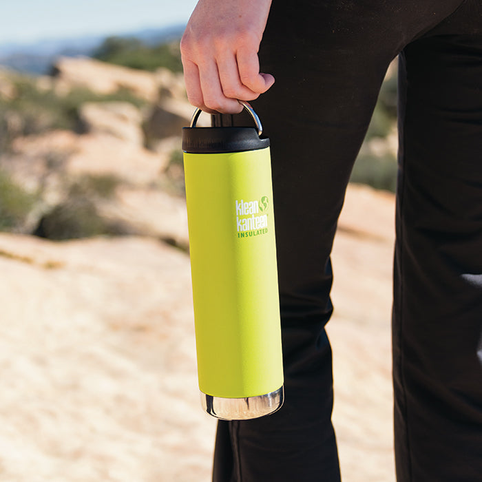 tkwide-cafe-cap-s3 K20TKWPCC-JP-cafecap-loop-hiking_lifestyle.jpg