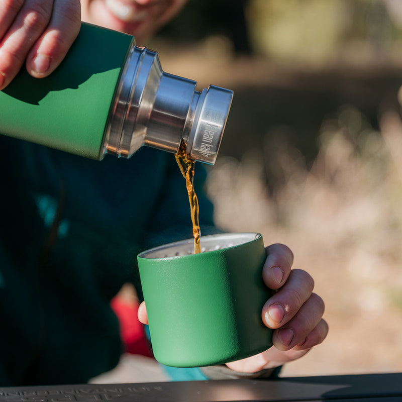 tkpro-maintenance-kit-n6 tkpro_32oz_thermos_green_pourthrough_lifestyle.jpg